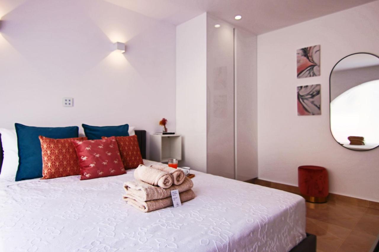 Phaedrus Living: Luxury Maisonette Lighthouse 60 파포스 외부 사진