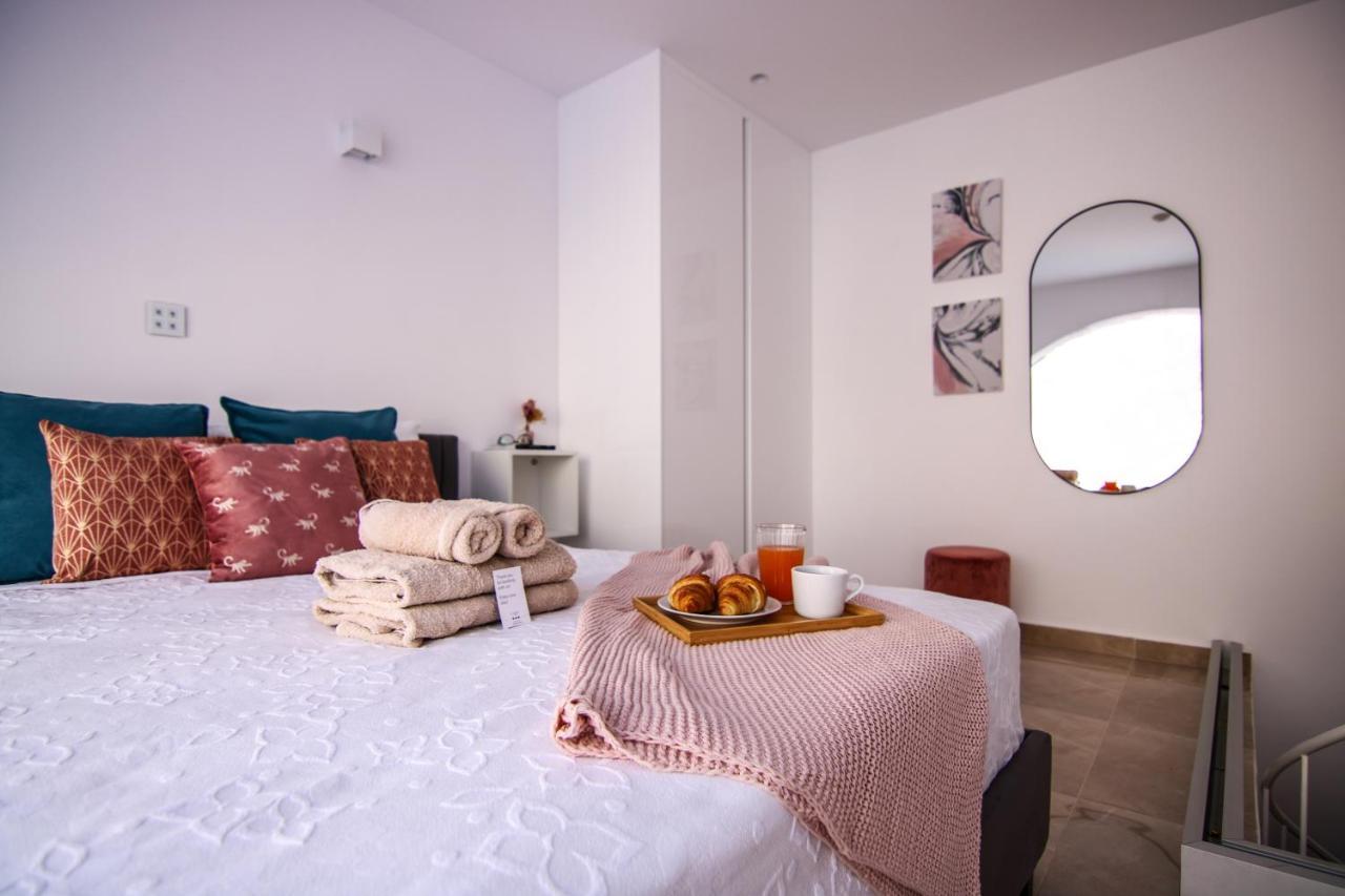 Phaedrus Living: Luxury Maisonette Lighthouse 60 파포스 외부 사진