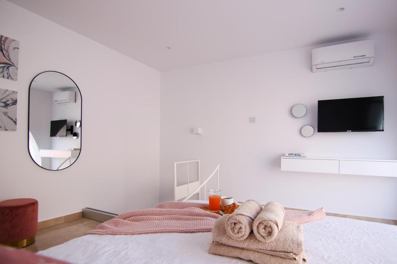 Phaedrus Living: Luxury Maisonette Lighthouse 60 파포스 외부 사진